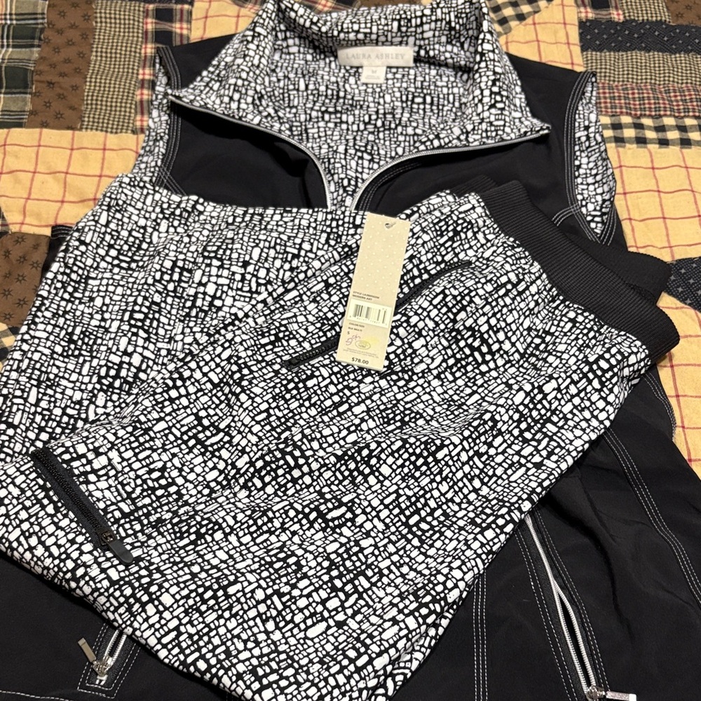Laura Ashley Monochrome Patterned Cropped Pants